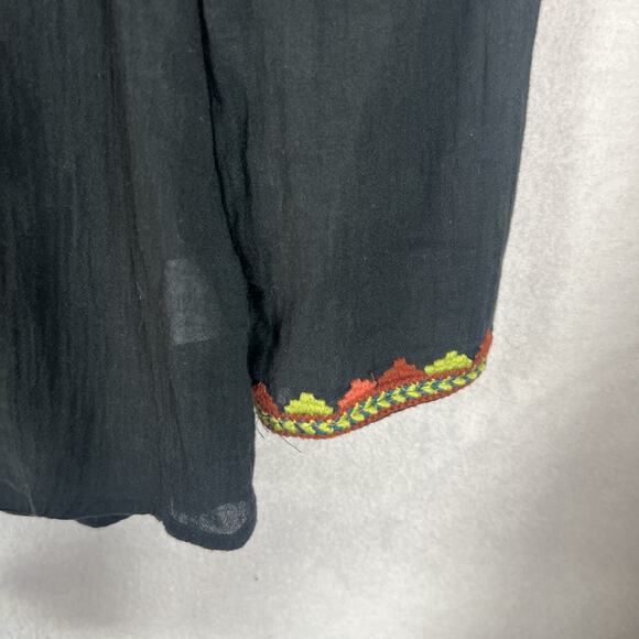 Velvet By Graham & Spencer Blouse Women's Size Small Embroidered V Neck Boho - Picture 6 of 13
